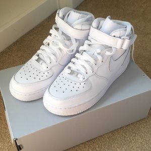 Nike Air Force 1 Mid